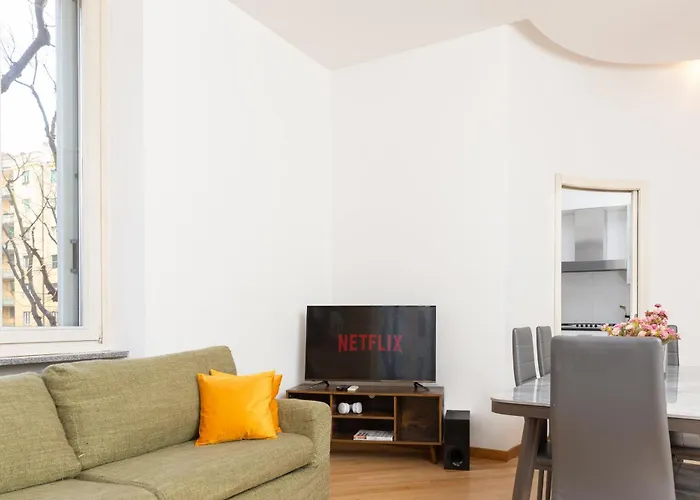 Artstay - Exclusive Apt, Free Parking, Metro, Tram